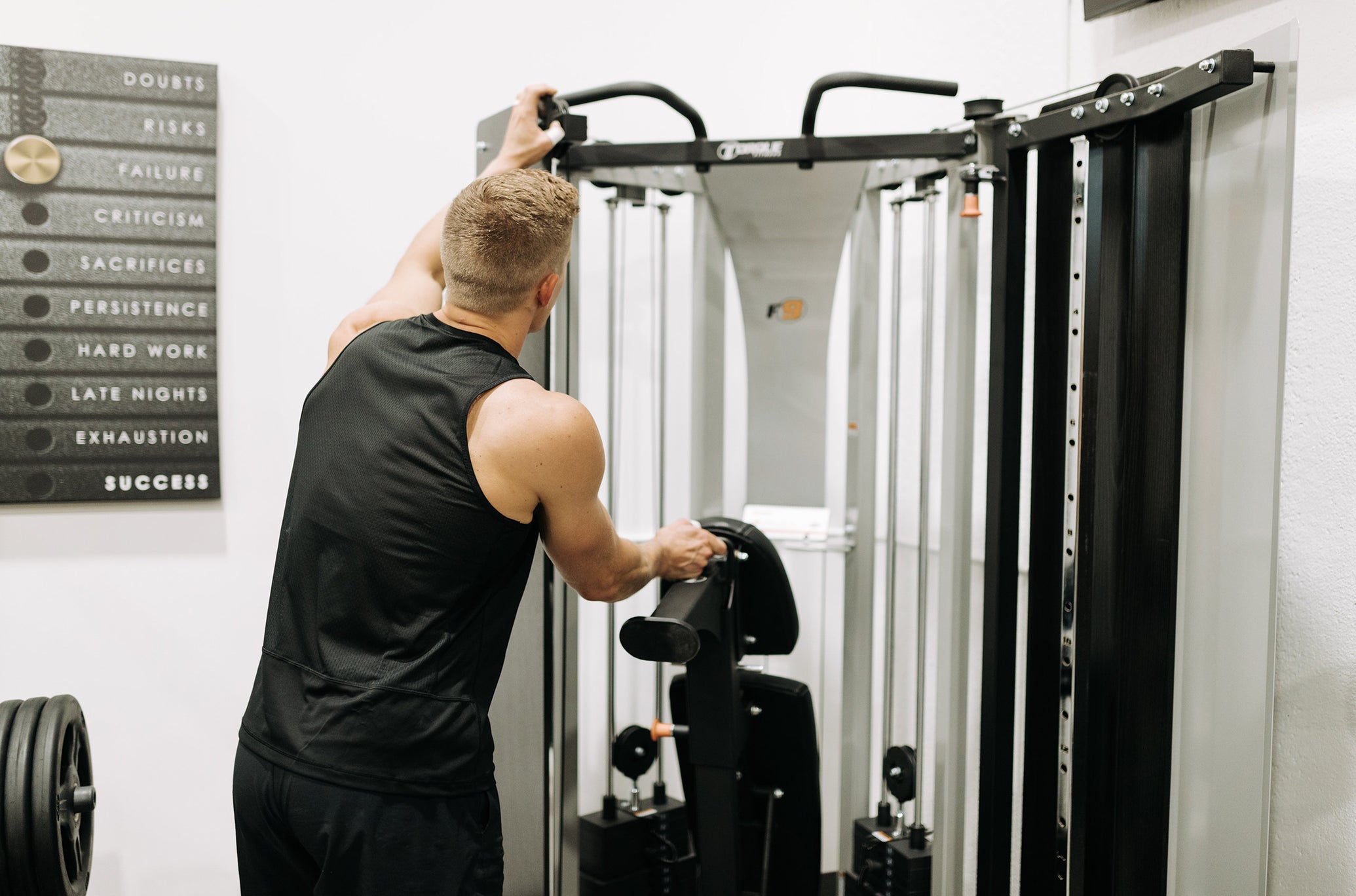 Brent Fikowski With F9 Adjustable Bench<black>