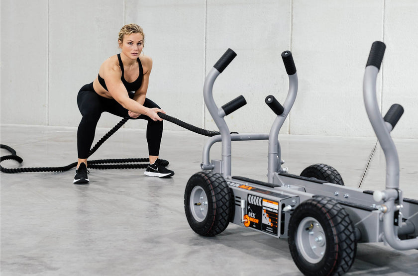 Woman Pulling TANK MX With TANK Tow Rope&lt;black&gt;